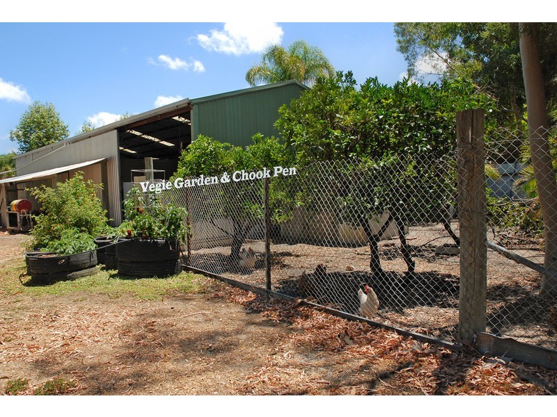 540 Neaves Road, Mariginiup WA 6065