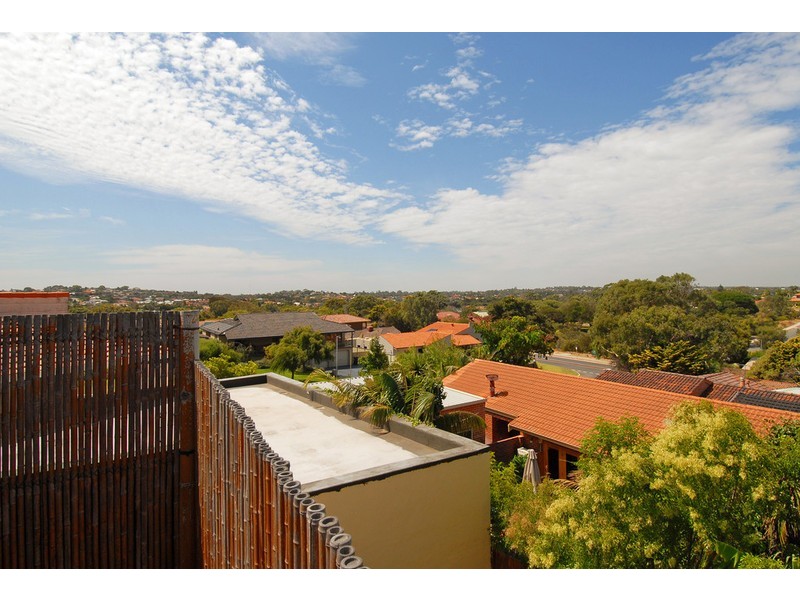 26 Charsley Crescent, Marmion WA 6020