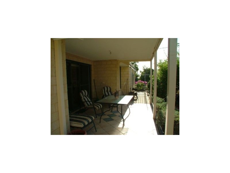 29 Central Road, Kalamunda WA 6076