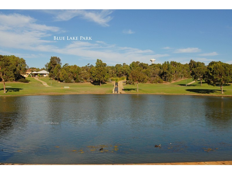 8 Manito Court, Joondalup WA 6027