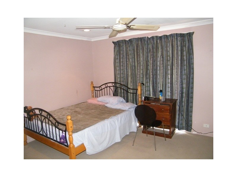 11 Hyland Crescent, Clarkson WA 6030