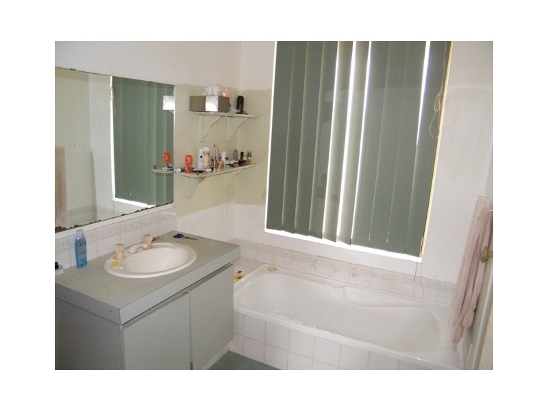 11 Hyland Crescent, Clarkson WA 6030