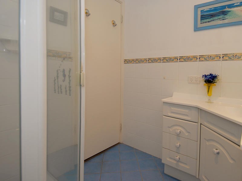 70 Tifera Circle, Kallaroo WA 6025