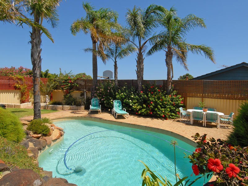 70 Tifera Circle, Kallaroo WA 6025