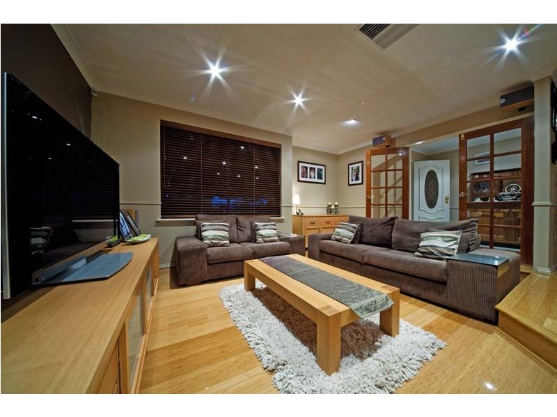 20 Ridge Close, Edgewater WA 6027