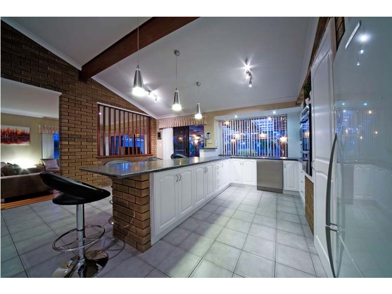 20 Ridge Close, Edgewater WA 6027