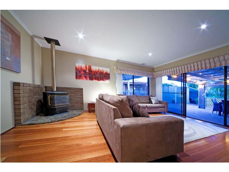 20 Ridge Close, Edgewater WA 6027