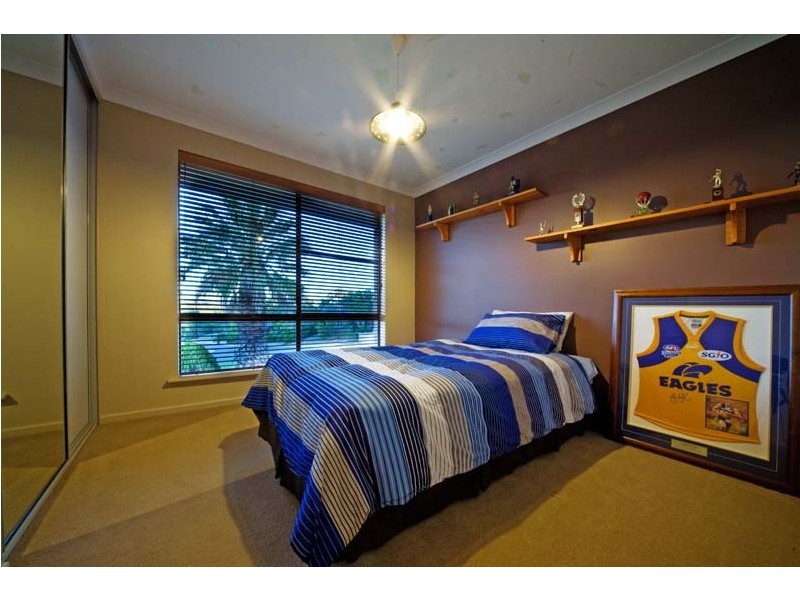 20 Ridge Close, Edgewater WA 6027