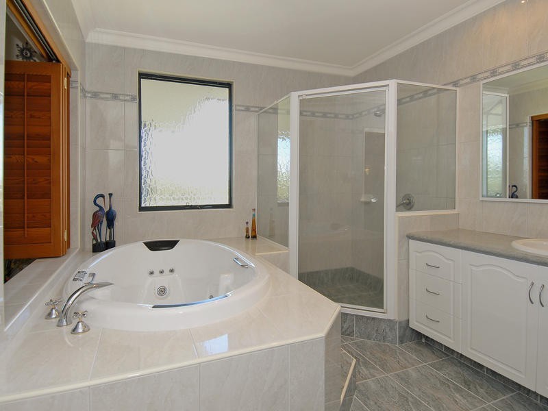 21 The Fairways, Gnangara WA 6065