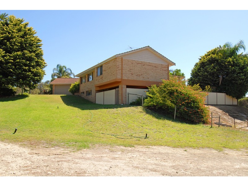 65 Lakelands Drive, Gnangara WA 6065