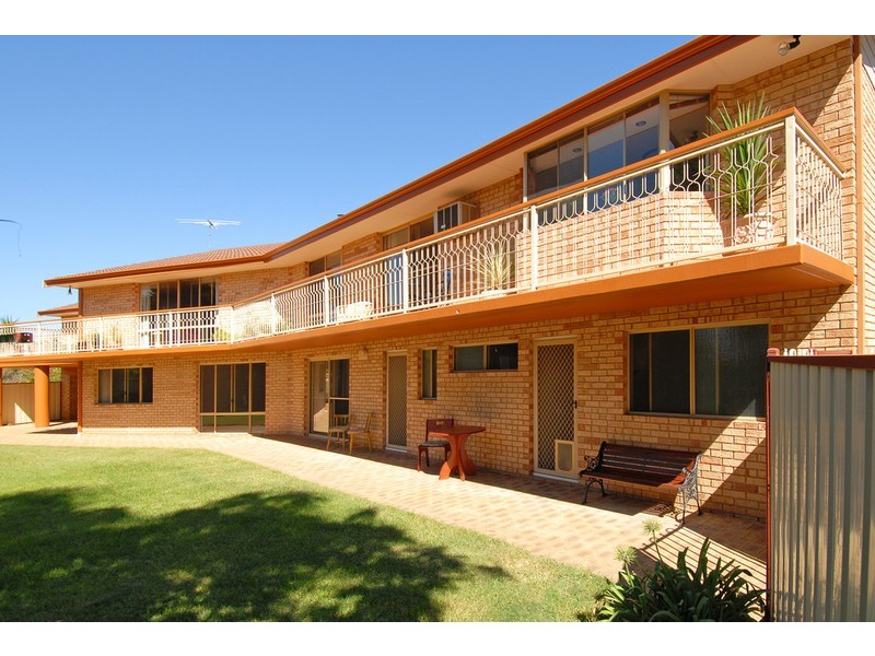 65 Lakelands Drive, Gnangara WA 6065