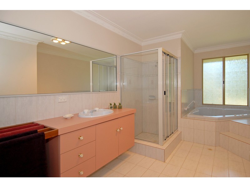 65 Lakelands Drive, Gnangara WA 6065