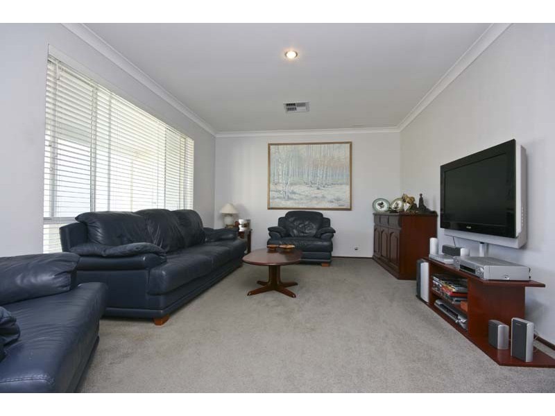 26 Stillwater Way, Edgewater WA 6027