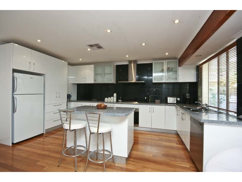 26 Stillwater Way, Edgewater WA 6027