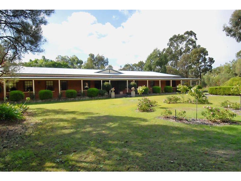 23 Shillington Way, Wanneroo WA 6065