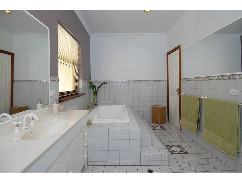 23 Shillington Way, Wanneroo WA 6065