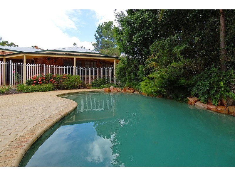 23 Shillington Way, Wanneroo WA 6065