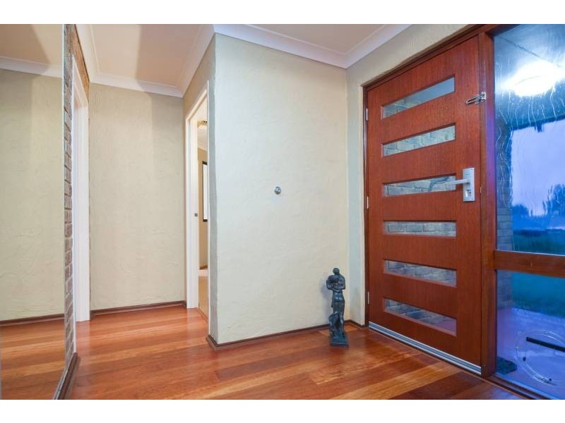 16 Woodland Loop, Edgewater WA 6027