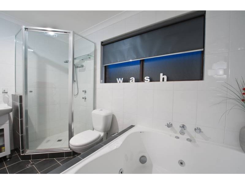 16 Woodland Loop, Edgewater WA 6027