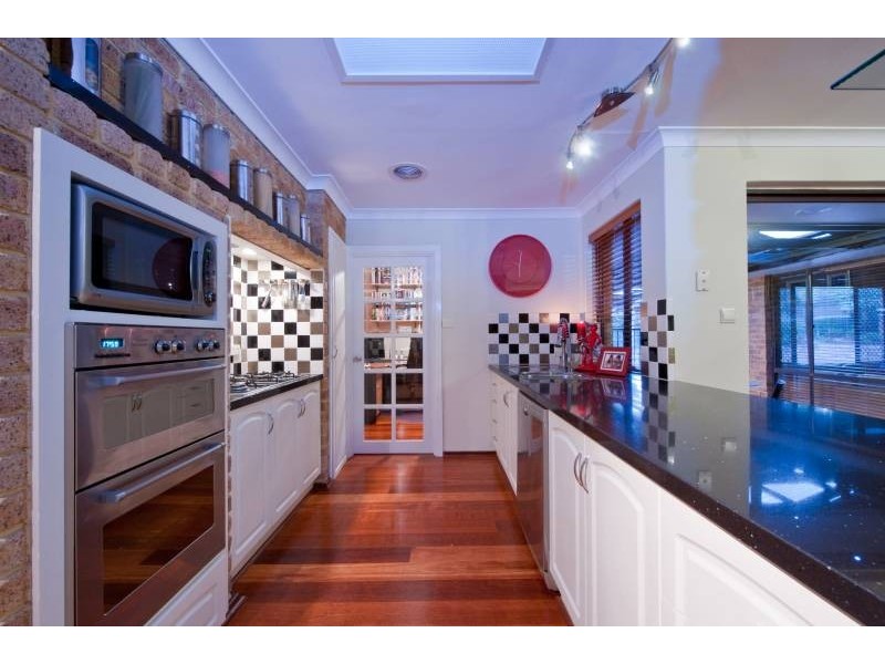 16 Woodland Loop, Edgewater WA 6027