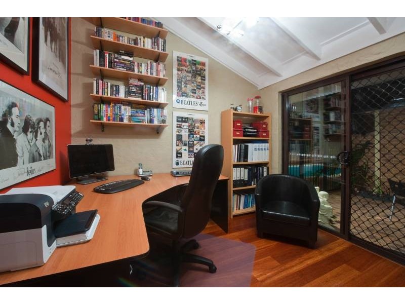 16 Woodland Loop, Edgewater WA 6027