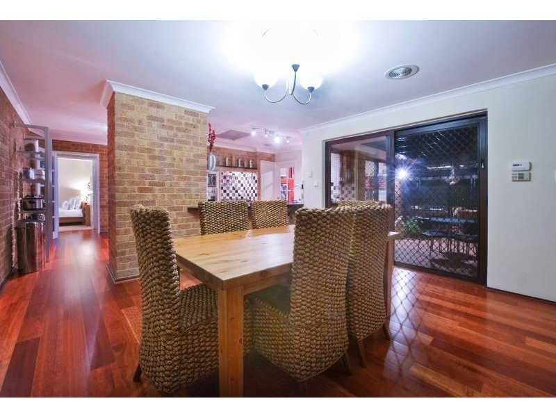 16 Woodland Loop, Edgewater WA 6027