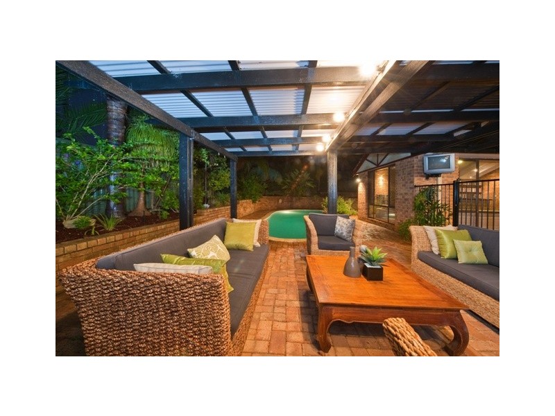 16 Woodland Loop, Edgewater WA 6027