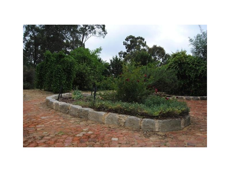 30 Grenville Road, Stoneville WA 6081