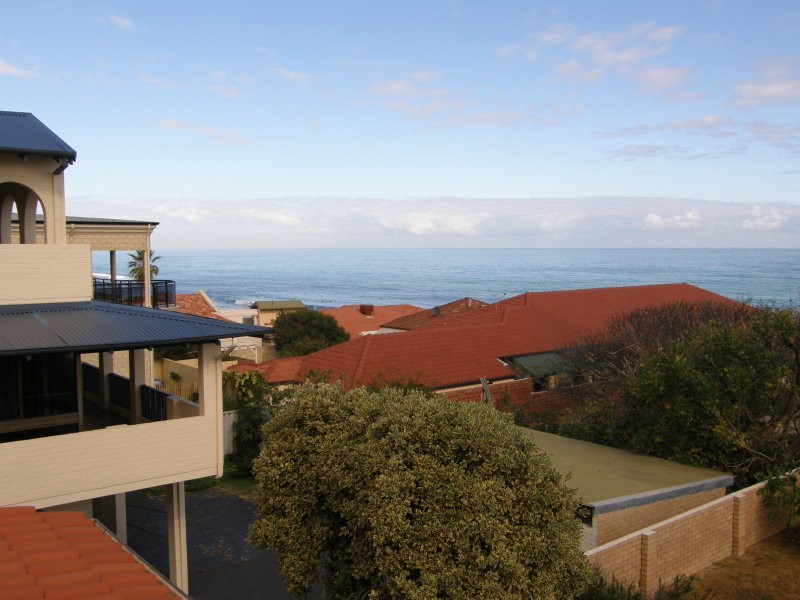 7 Leach Street, Marmion WA 6020