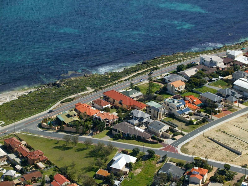 7 Leach Street, Marmion WA 6020