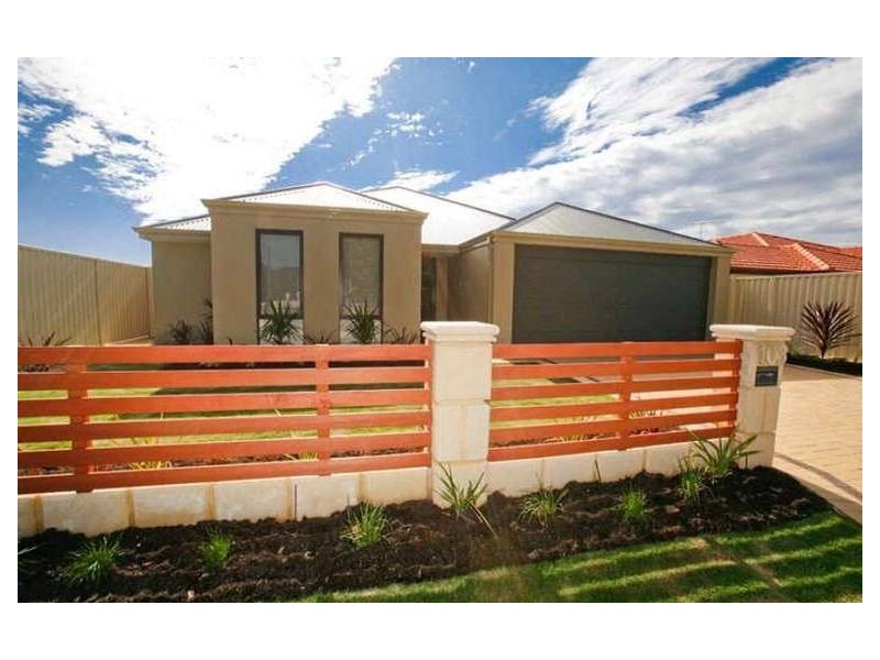 103 Kingsway, Madeley WA 6065