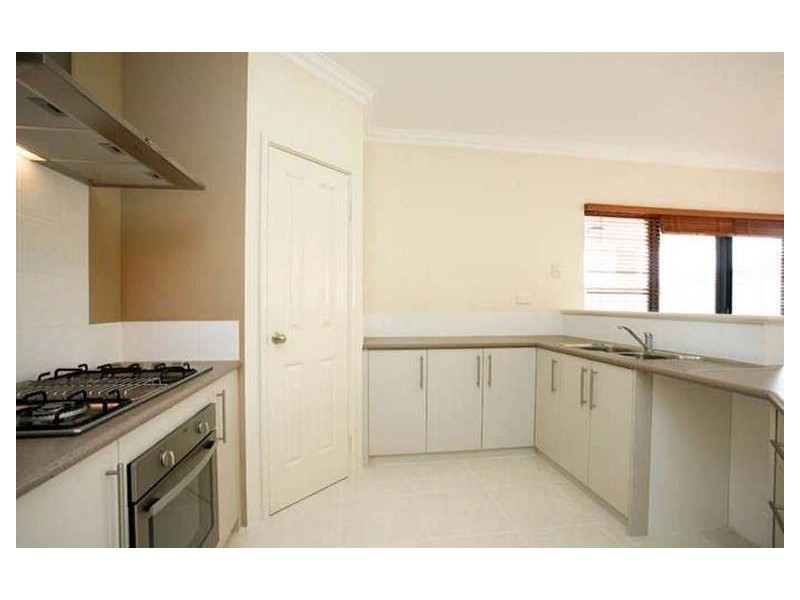 103 Kingsway, Madeley WA 6065