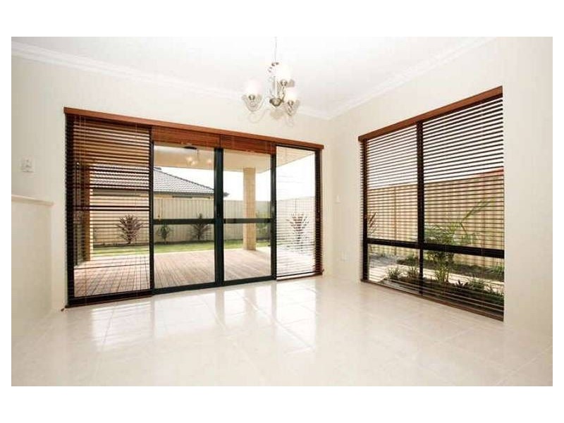 103 Kingsway, Madeley WA 6065