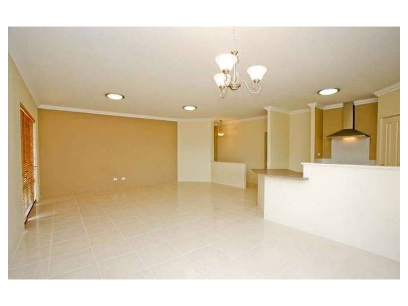 103 Kingsway, Madeley WA 6065