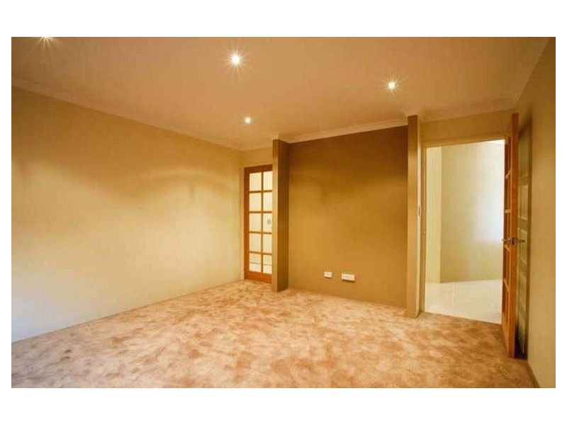 103 Kingsway, Madeley WA 6065