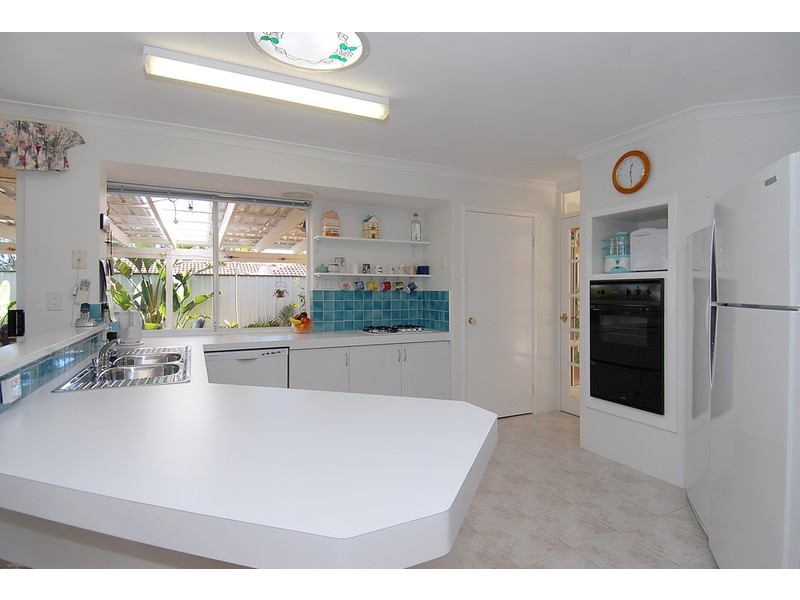 4 Bramble Place, Edgewater WA 6027