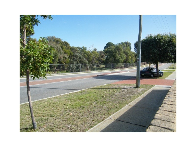 10 Homer Street, Dianella WA 6059