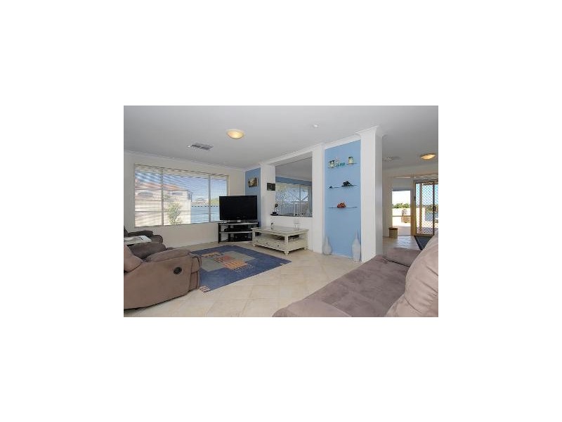 29 Castella Way, Mullaloo WA 6027