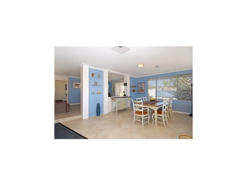 29 Castella Way, Mullaloo WA 6027