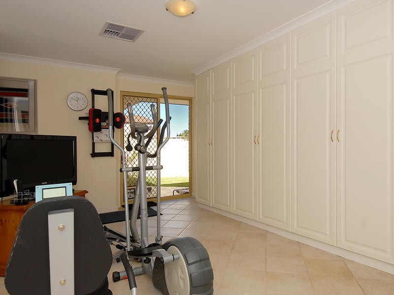 29 Castella Way, Mullaloo WA 6027