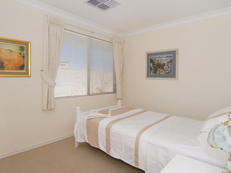 29 Castella Way, Mullaloo WA 6027