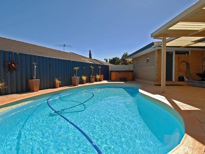 29 Castella Way, Mullaloo WA 6027