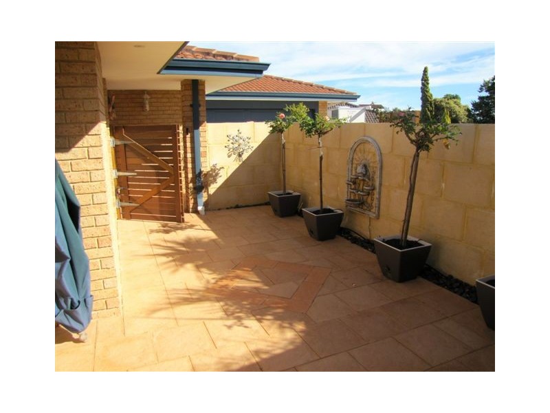 29 Castella Way, Mullaloo WA 6027