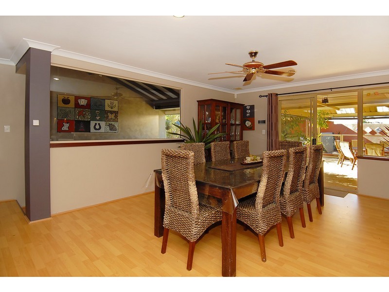 9 Hillside Close, Edgewater WA 6027