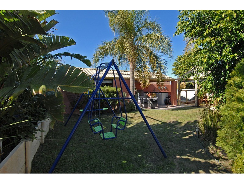 9 Hillside Close, Edgewater WA 6027