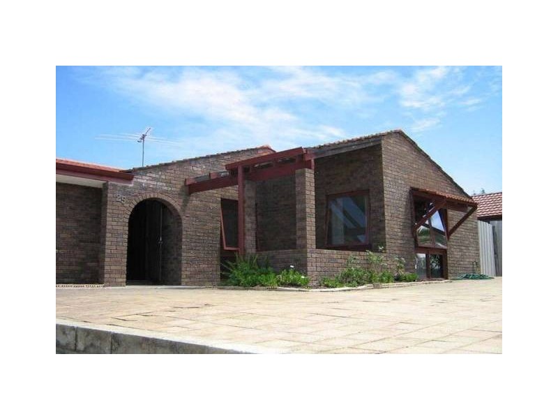 25 Edgewater Drive, Edgewater WA 6027