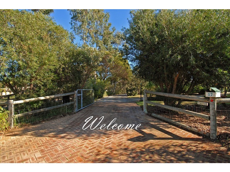17 Albert Court, Wanneroo WA 6065