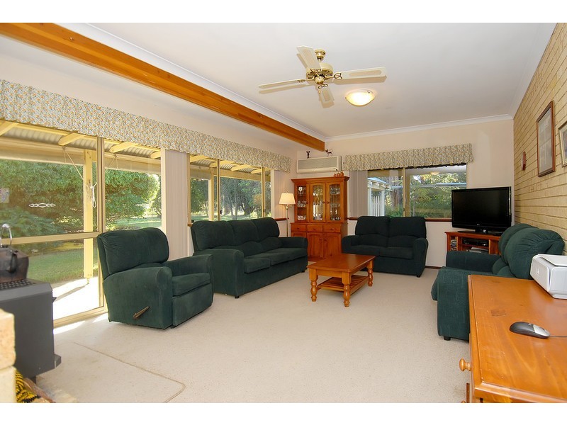 17 Albert Court, Wanneroo WA 6065