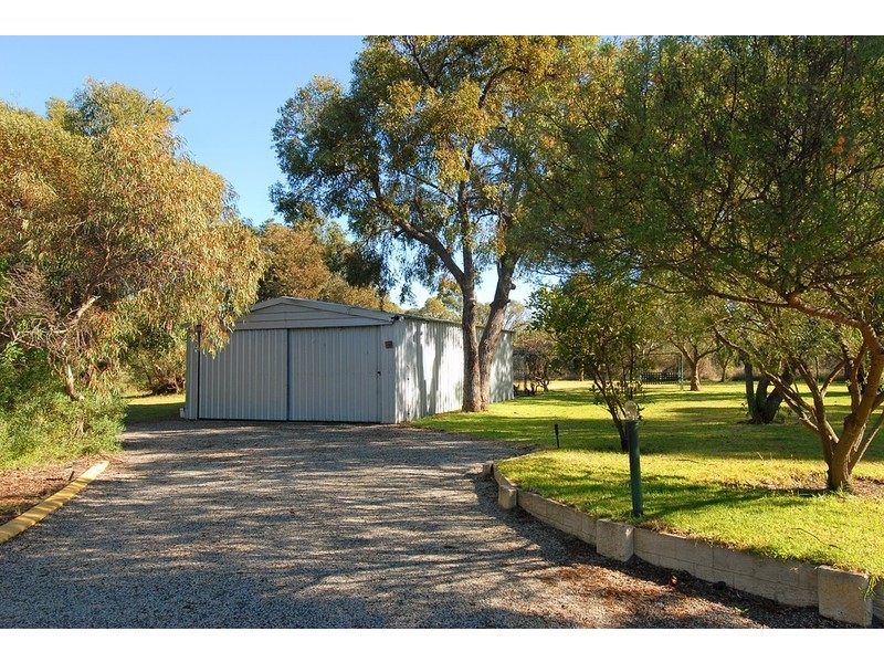 17 Albert Court, Wanneroo WA 6065