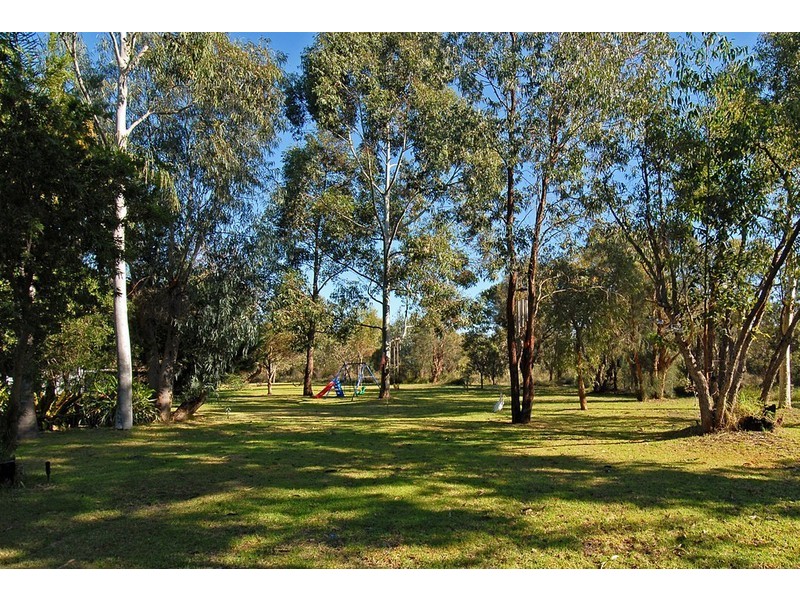 17 Albert Court, Wanneroo WA 6065